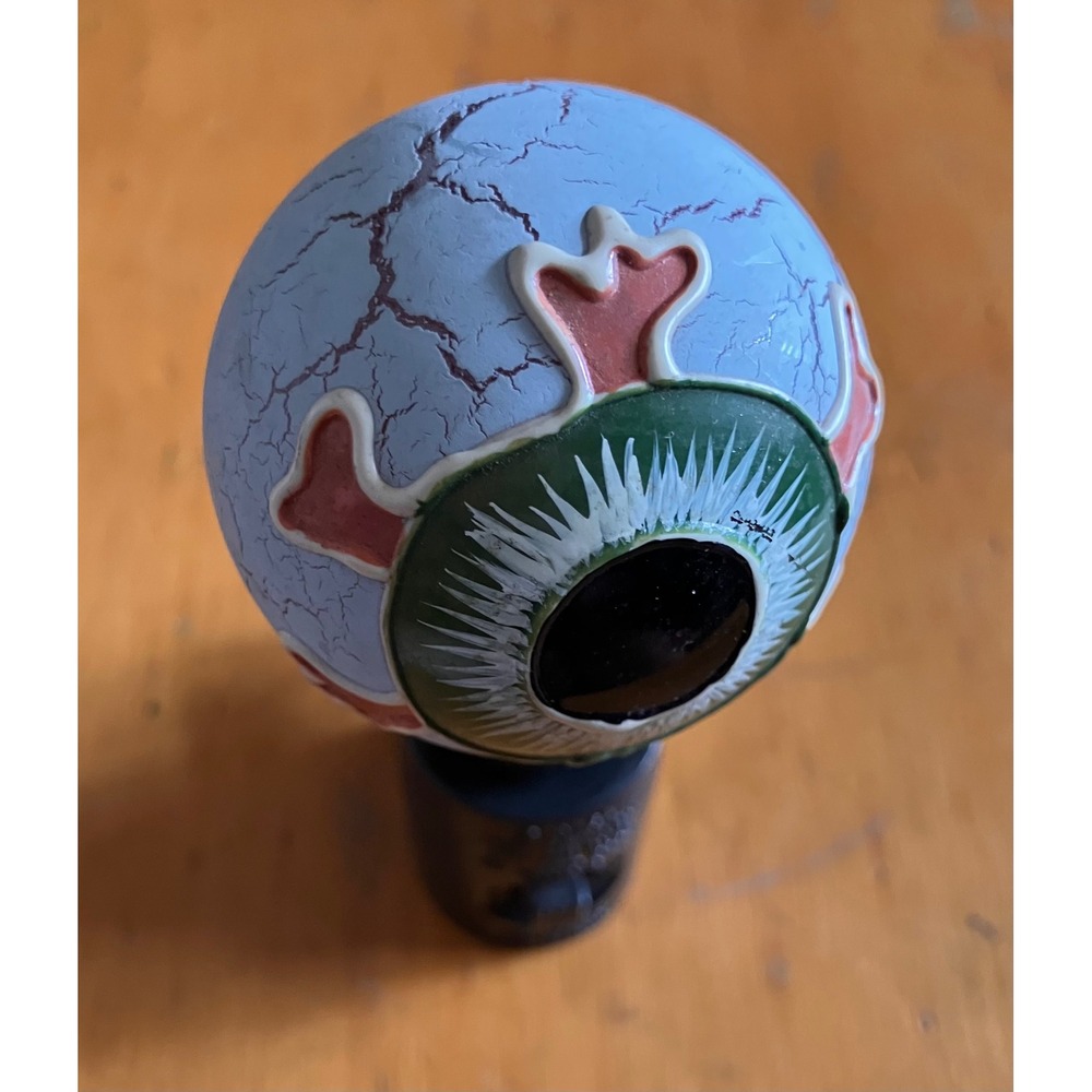 Eyeball Night Light Red Green Bloodshot Horror Decor - Picture 3 of 7